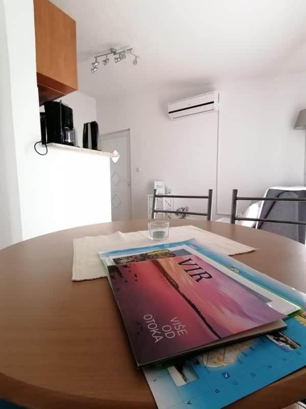 Apartment Krmpotic วีร์ ภายนอก รูปภาพ